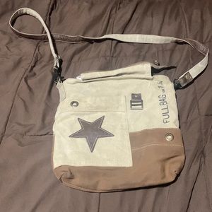 Shoulder country bag